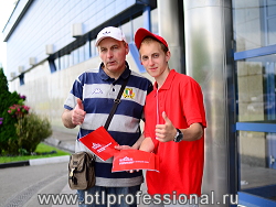 Промоутер в торговом центре
